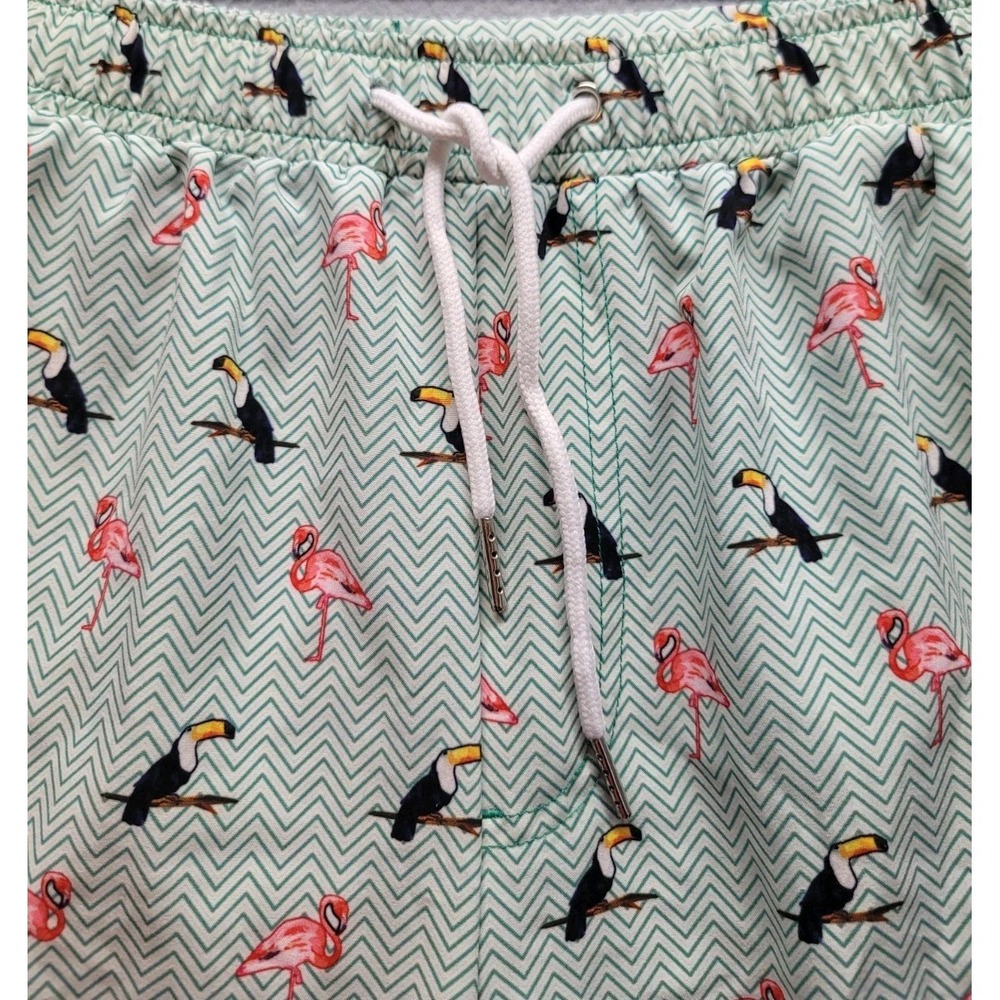 Mosman Australia Board Shorts Men's Size XL All Over Toucans And Flamingos